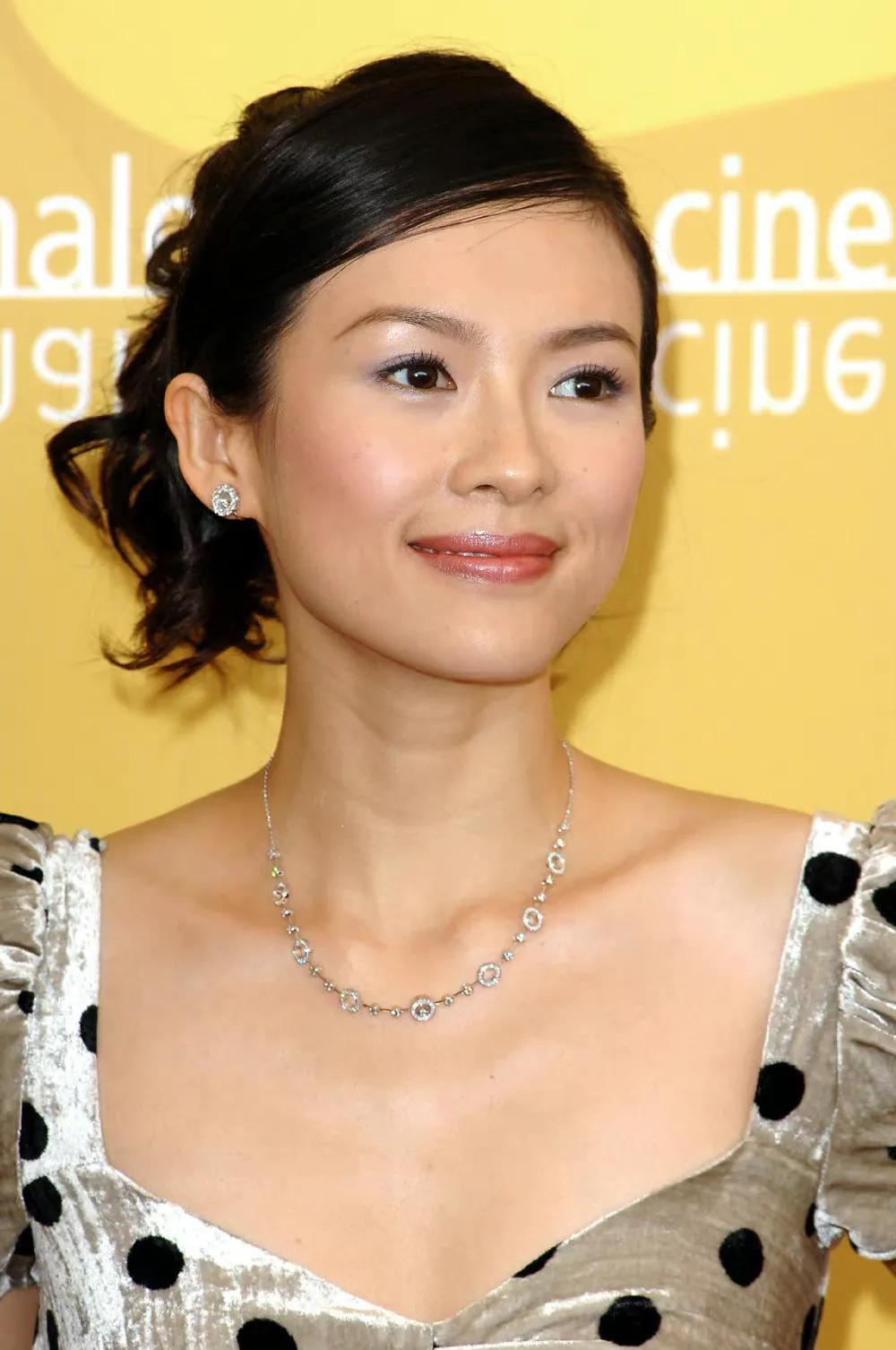 章子怡早期吻戏,章子怡早期真实照片