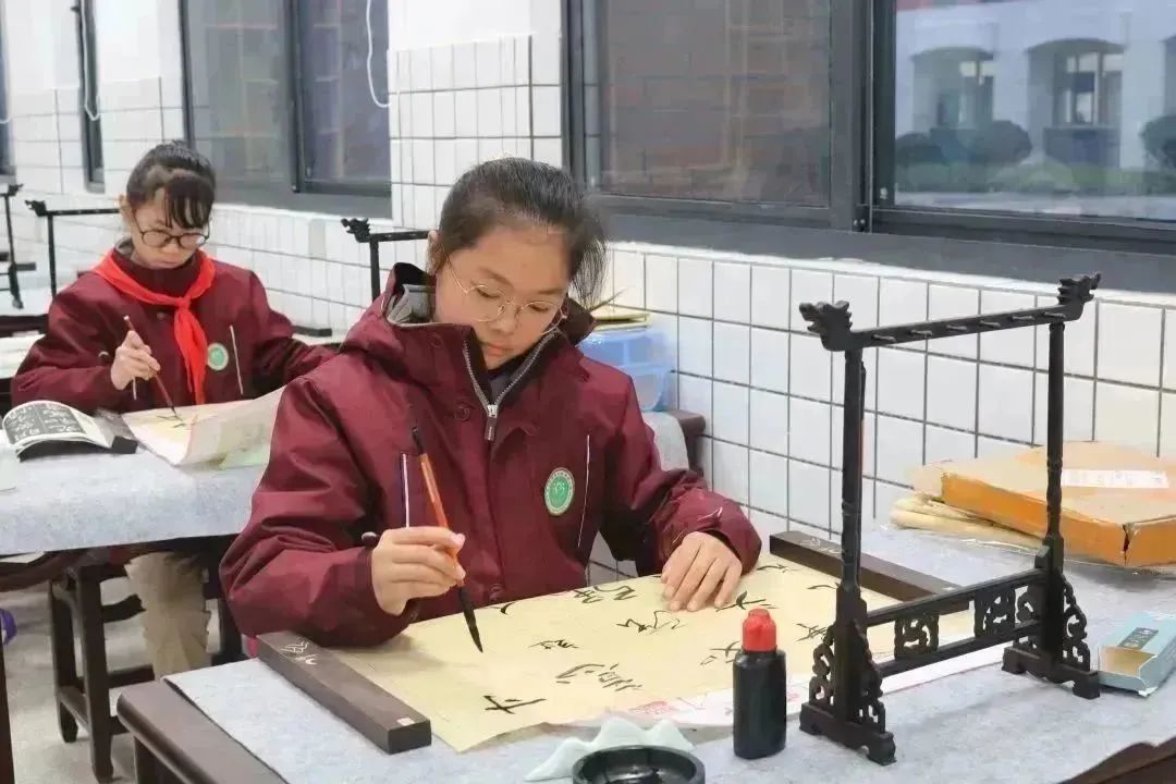 双减在行动百花洲小学三点半课堂,双减政策下的小学实践活动