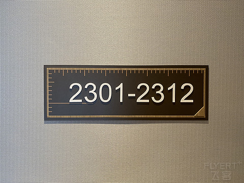 窗含西岭千秋雪成都环球中心雪山,窗含西岭千秋雪魅力成都