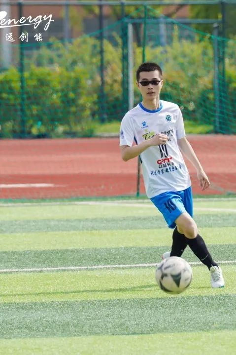 公益足球嘉年华,公益比赛现在开赛