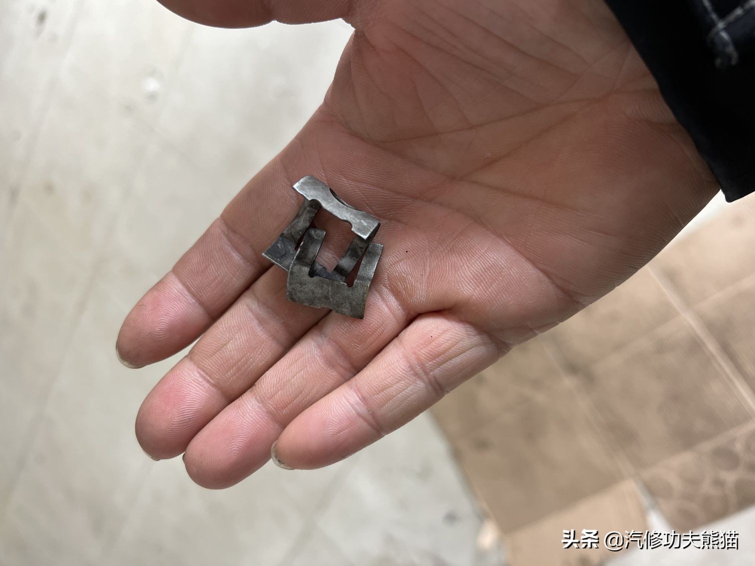 北京维修途观烧机油,途观9万公里严重烧机油原因