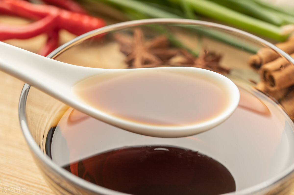 家里不锈钢厨具用什么清洁,使用不锈钢餐具须谨记6大禁忌