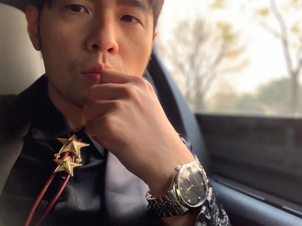 男表女戴推荐万国,男表女戴爱彼