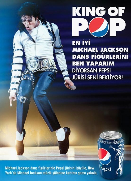 娈童？种族背叛？“流行天王”迈克尔·杰克逊毁誉参半的一生