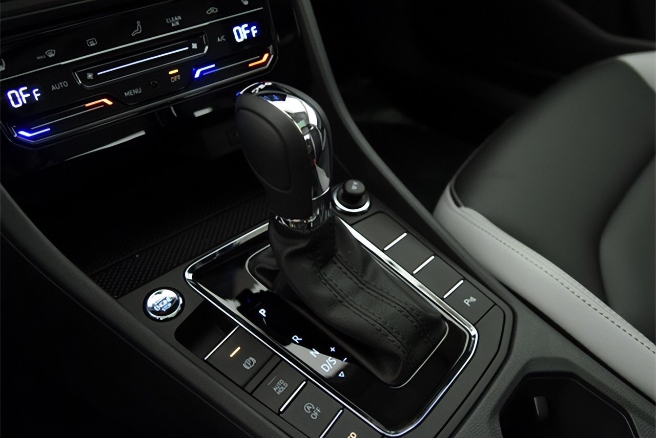 大众dsg变速箱是干式还是湿式,大众dsg变速箱质保期多长时间