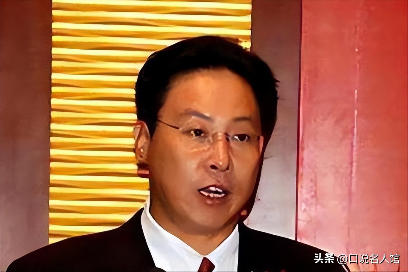 一条皮带22万，日均花销40万，“巨贪”蔡国华的腐败有多令人咋舌