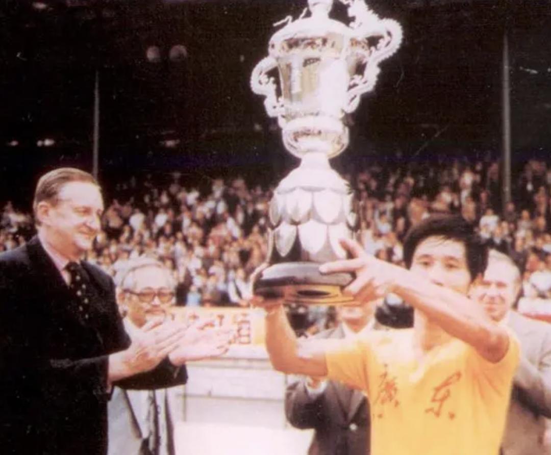 世界杯华丽落幕，谁还记得广州队有过恒久远大的足球梦？