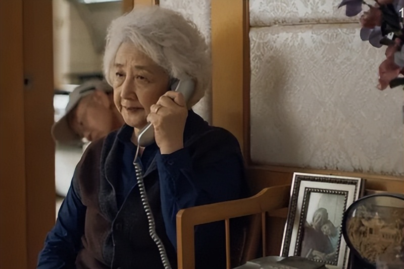 65母亲过端午：儿子住别墅，两女儿住160平、120平，容不下一个我