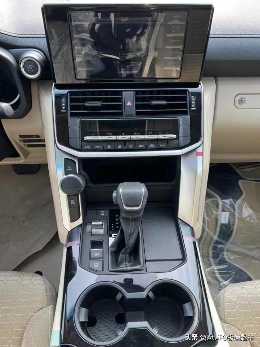 丰田陆巡lc300grsport试车视频,陆巡lc300和雷克萨斯lx600