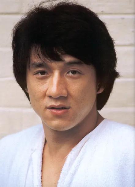 历年娱乐圈重大事件,张艺谋于和伟刘德华