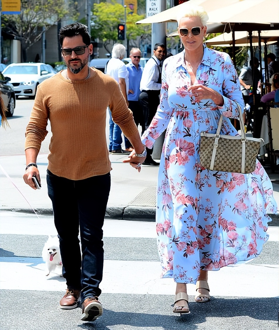 史泰龙前妻布丽吉特年轻时照片,史泰龙前妻布里吉身高多少