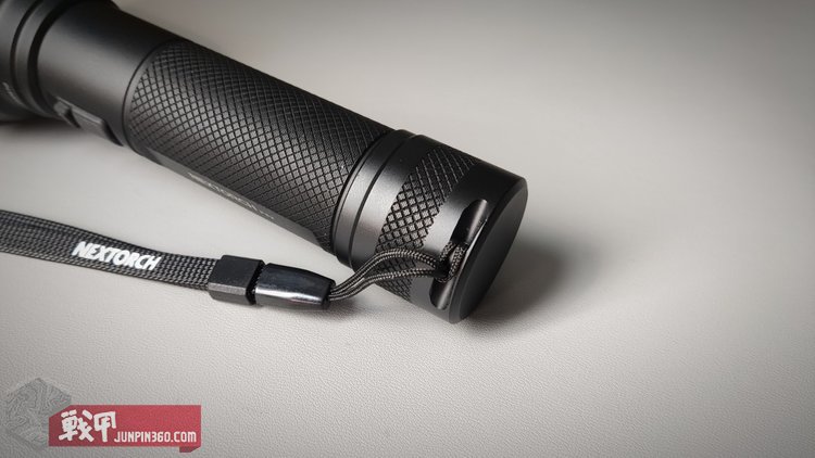 纳丽德p82同级别的手电,纳丽德哪一款远射手电好