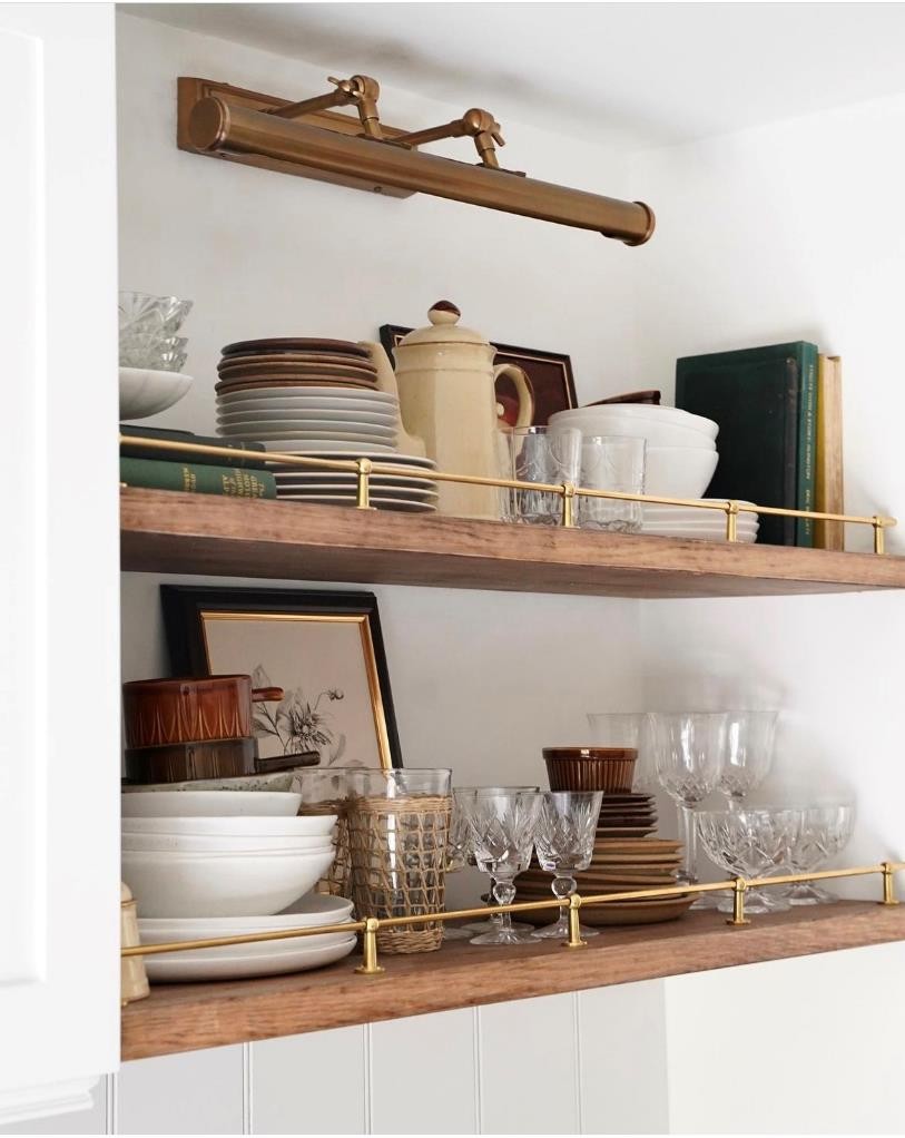 高级感原木风客厅设计,英国女子装修新房