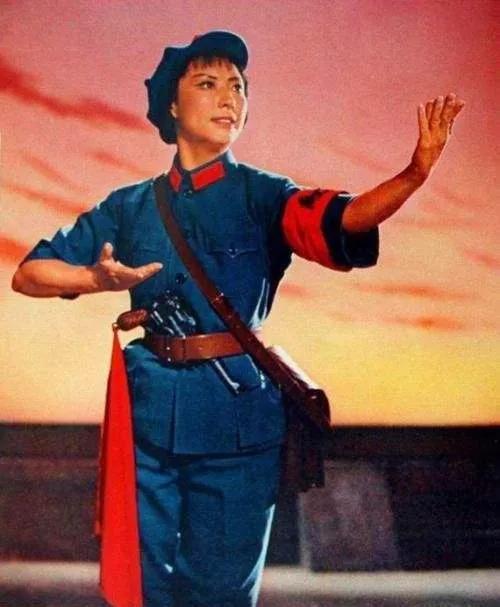 样板戏到底错在哪里,样板戏的局限性