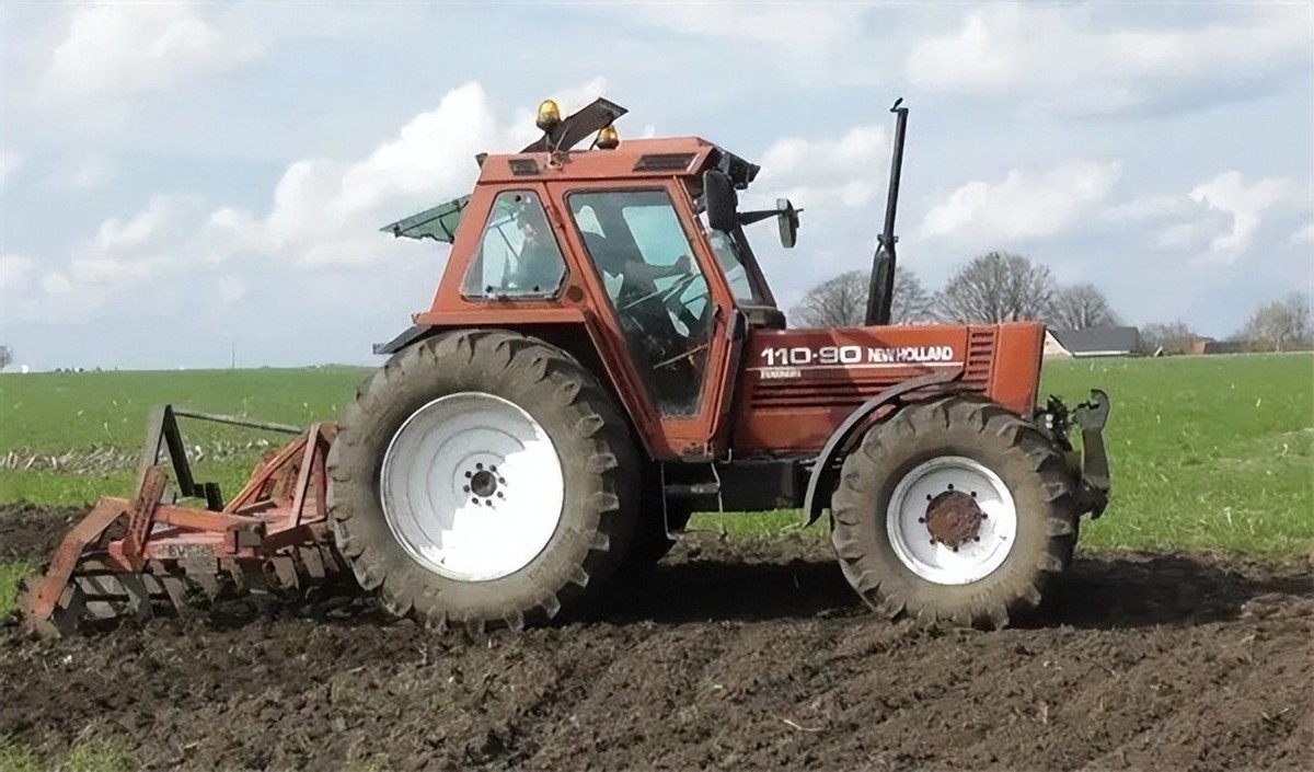 中国拖拉机与日本拖拉机对比,拖拉机走下坡路
