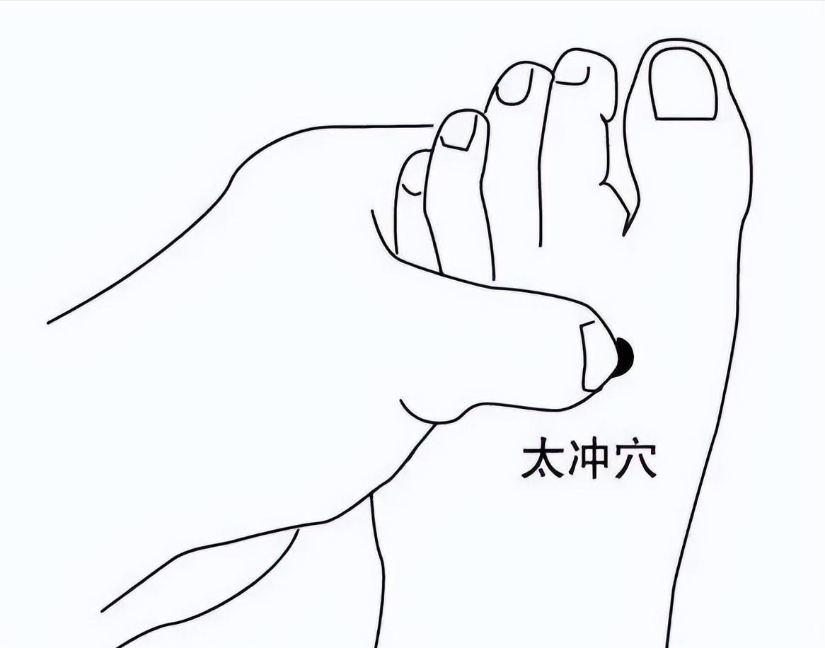 口干口苦口里冒热气,口苦口干火气大吃什么药