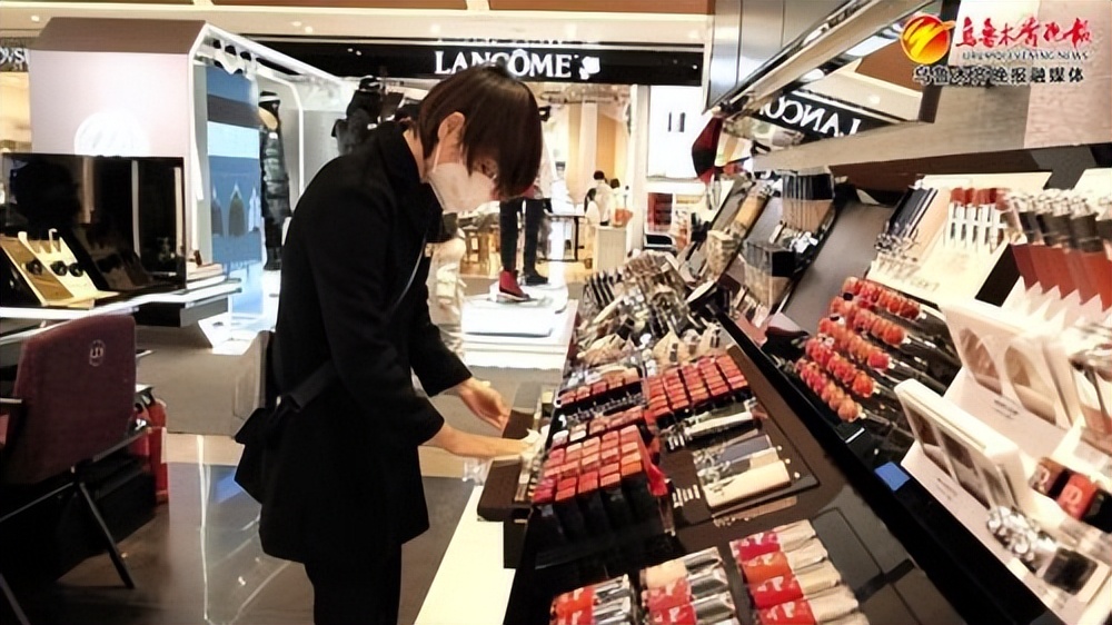 汇嘉时代乌鲁木齐北京路超市,汇嘉时代乌鲁木齐北京路店服装