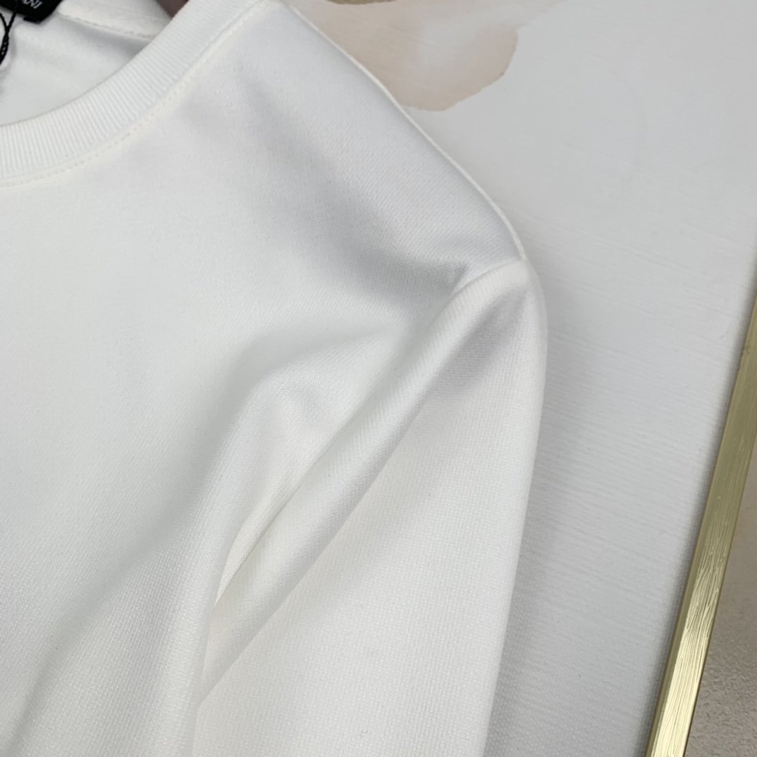 armani阿玛尼男装夹克外套,armani阿玛尼连帽衫