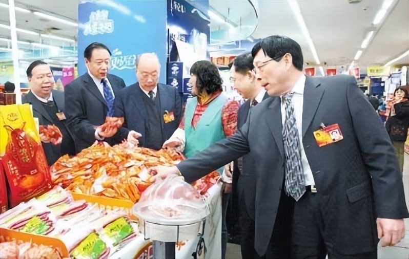 十三香王守义艰辛的创业历程,王守义十三香一年售几亿盒