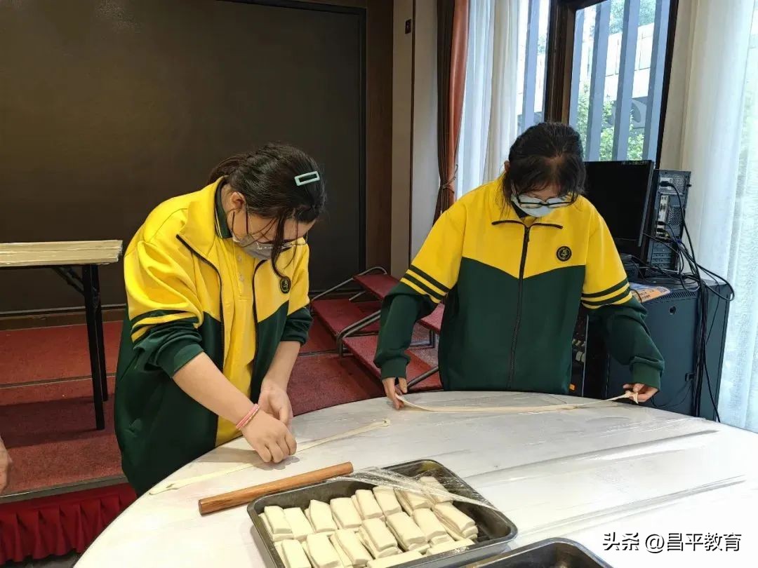 行走改变视界，视界提升境界丨研学系列之回龙观育新学校