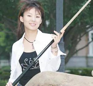 艳名在外,体坛美女潘晓婷