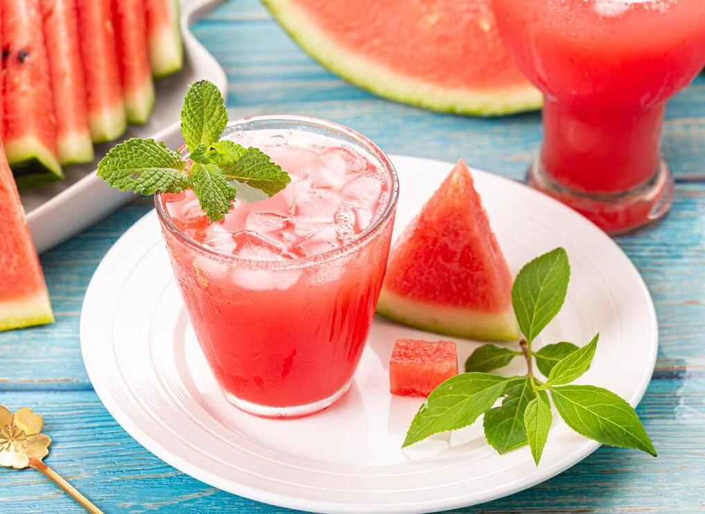 夏季饮品健康知识大全,绿茶养生的六大饮品