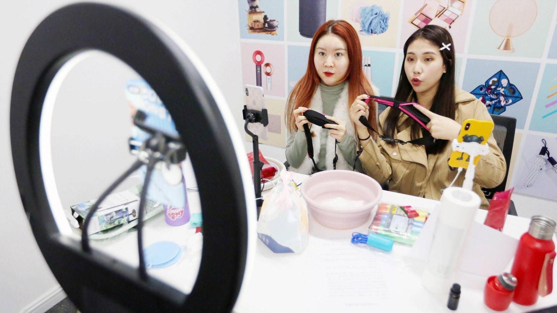 带货主播直播中普遍存在的问题,直播电商带货主播成功的因素