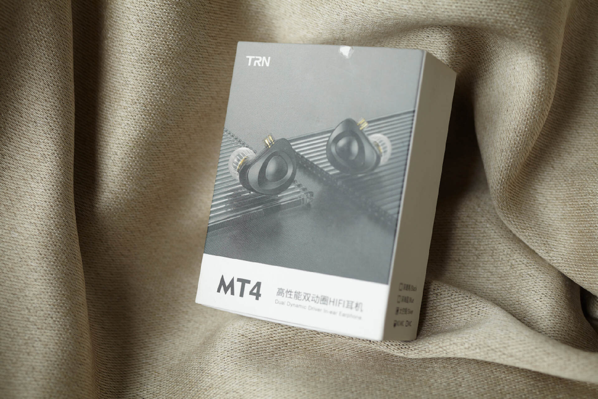trn玄武入耳式有线耳机测评,trnst1圈铁耳机评测