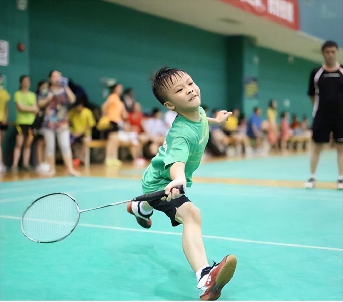 孩子学游泳教学视频,孩子学游泳的最佳时间