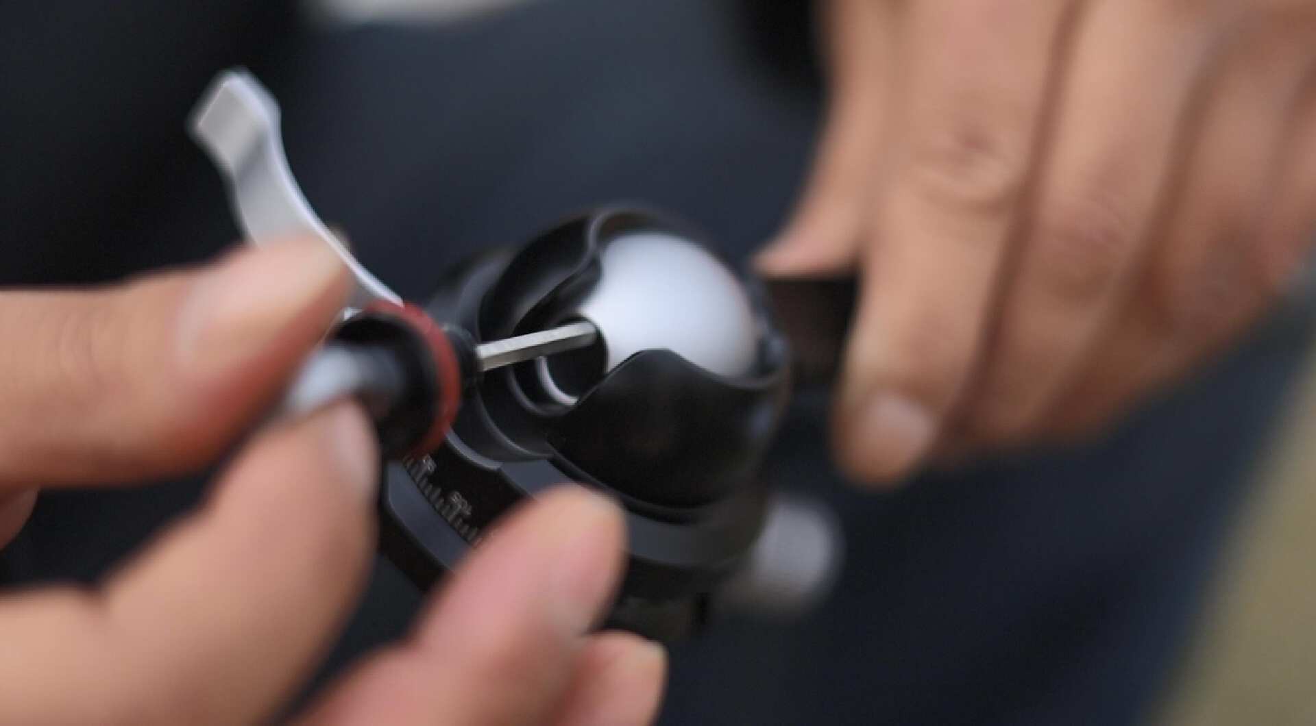 碳纤维三脚架和单脚架,百诺碳纤维与铝合金三脚架