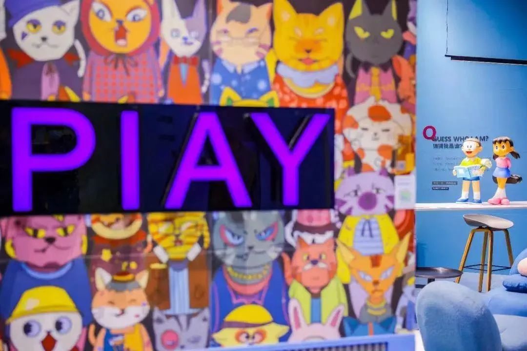 “特别爱”的萨米特：一片砖之外，不仅仅和用户“谈感情”