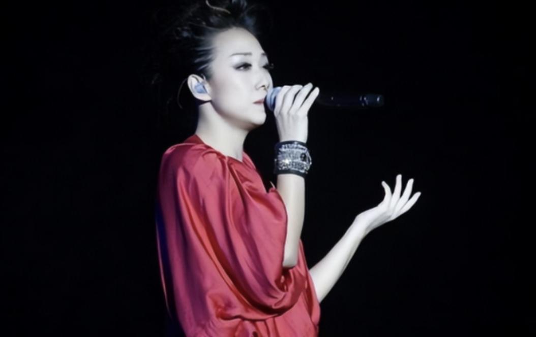 娱乐圈10对恩爱夫妻离婚,娱乐圈十对明星夫妻离婚的原因