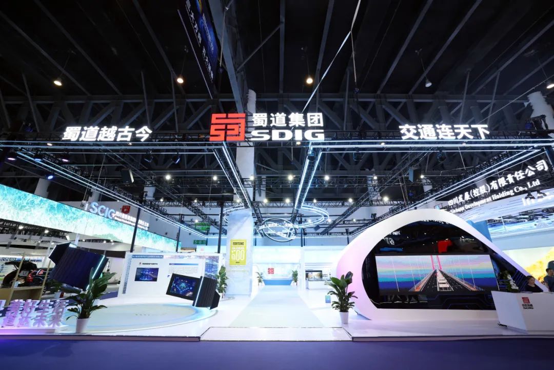 閫氳揪涓栫晫,閫氳揪涓栫晫浠庡鑷磋繙