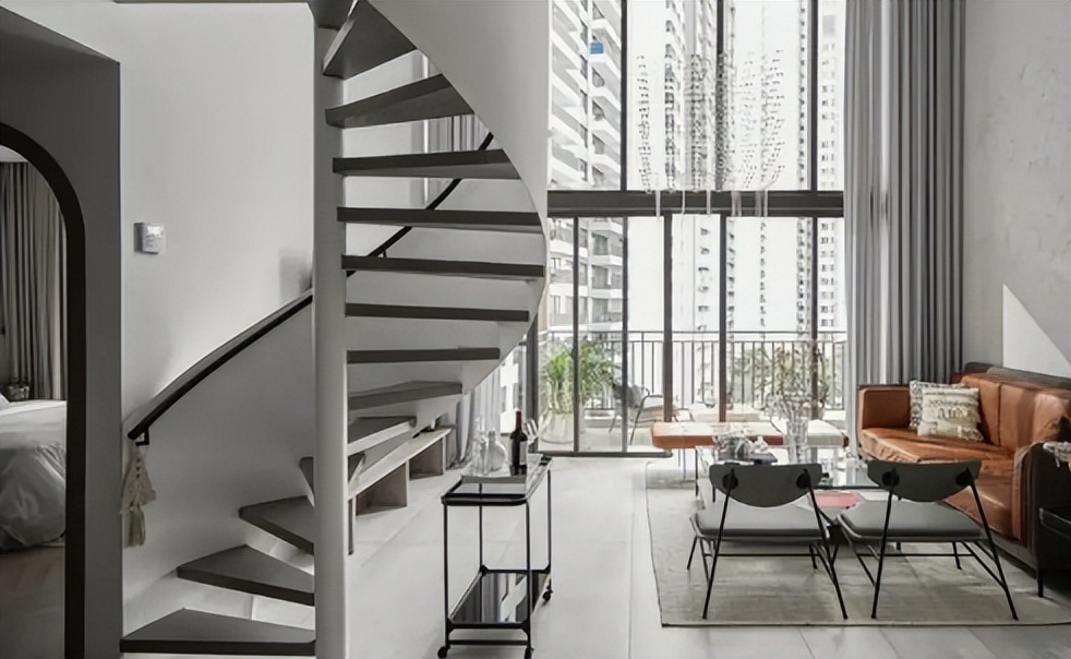 跃层别墅好吗,跃层房子视频