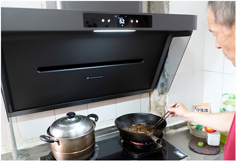 油烟机怎么选不占地方还好看,油烟机和燃气灶有必要买贵的吗