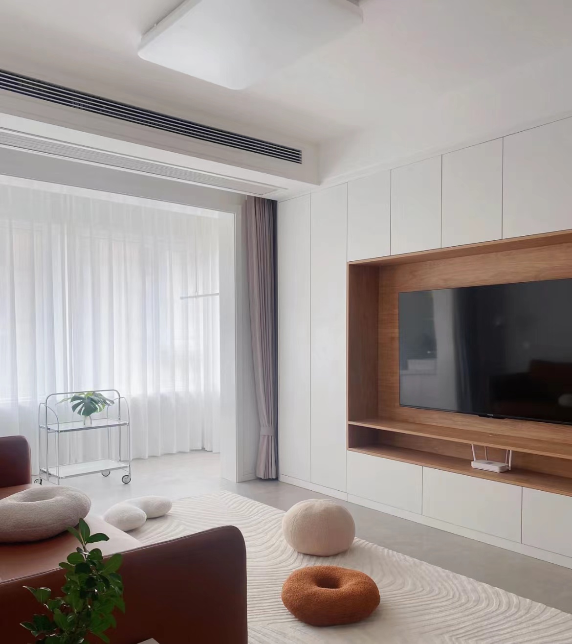 为什么风管机壁挂式空调贵得多,风管机空调为啥制冷差