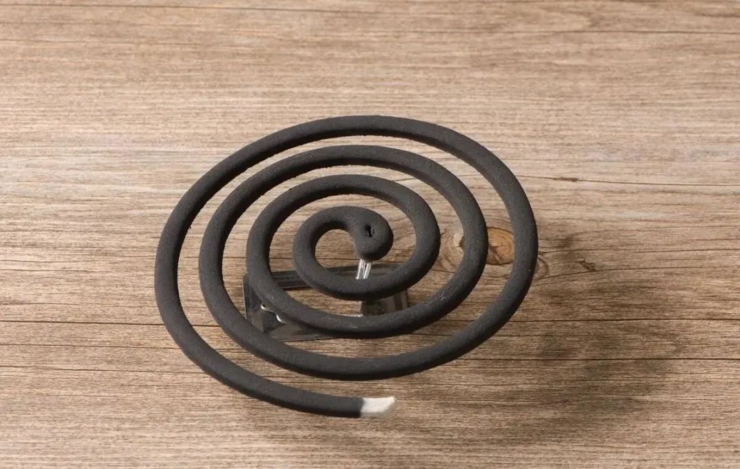 没蚊香睡觉防蚊子的最好办法,蚊子怕什么不用点蚊香用这几招