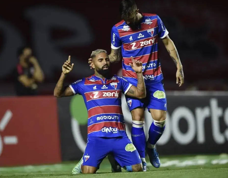 解放者杯福塔雷萨vs河床,解放者杯帕尔梅拉对佩特莱罗