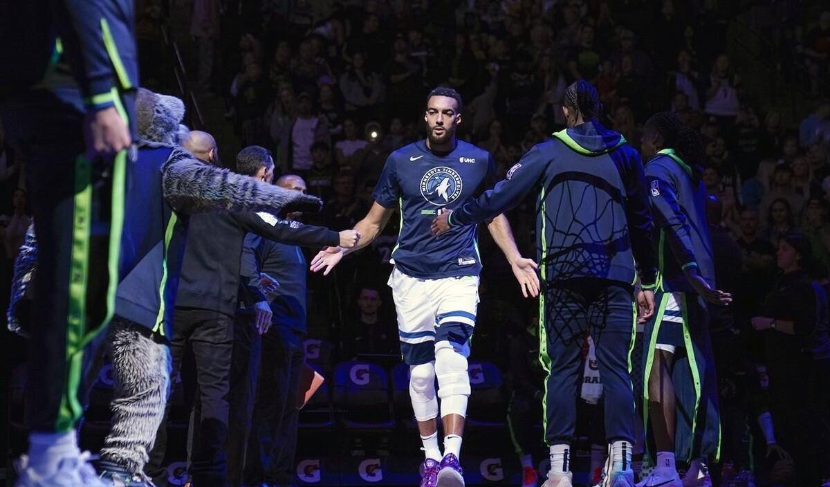 9换1换个冤大头！“法国吴彦祖”水土不服群狼叫苦估计首轮游