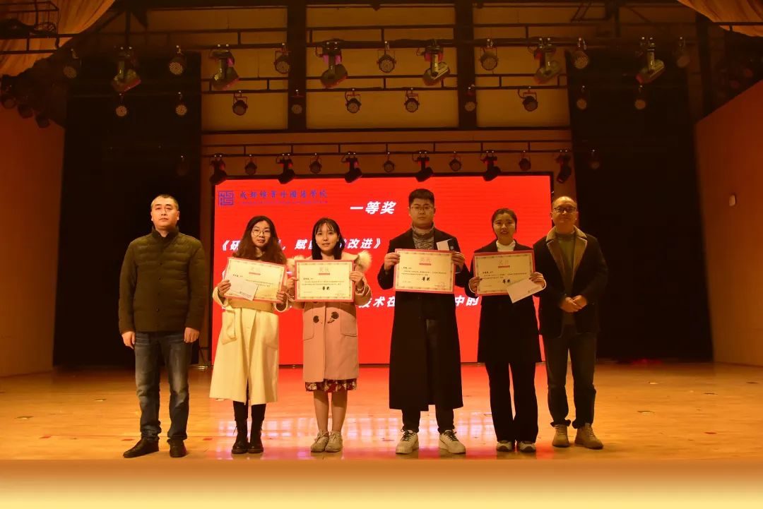 连打胜仗，学生3000+。努力的老师，是成都绵实外走进家长的秘诀