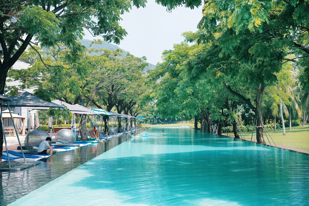 三亚必吃的酒店,三亚酒店亲子游必住酒店