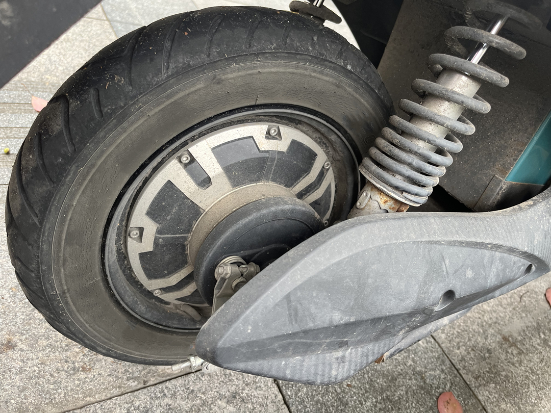 电动车前后鼓和后碟哪个好,电动车前轮碟刹鼓刹哪个好