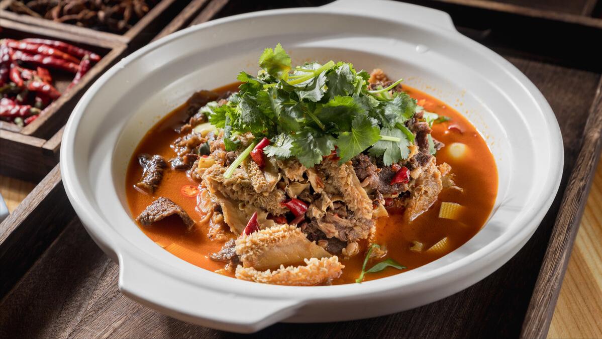 老外不能接受的10大中国美食，中国人却吃得嘎嘎香，直呼：没口福