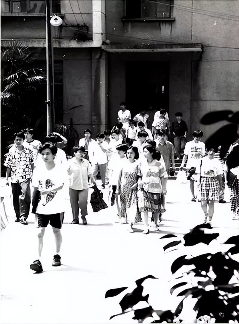 老照片的回忆1972,回忆三十年前高考老照片