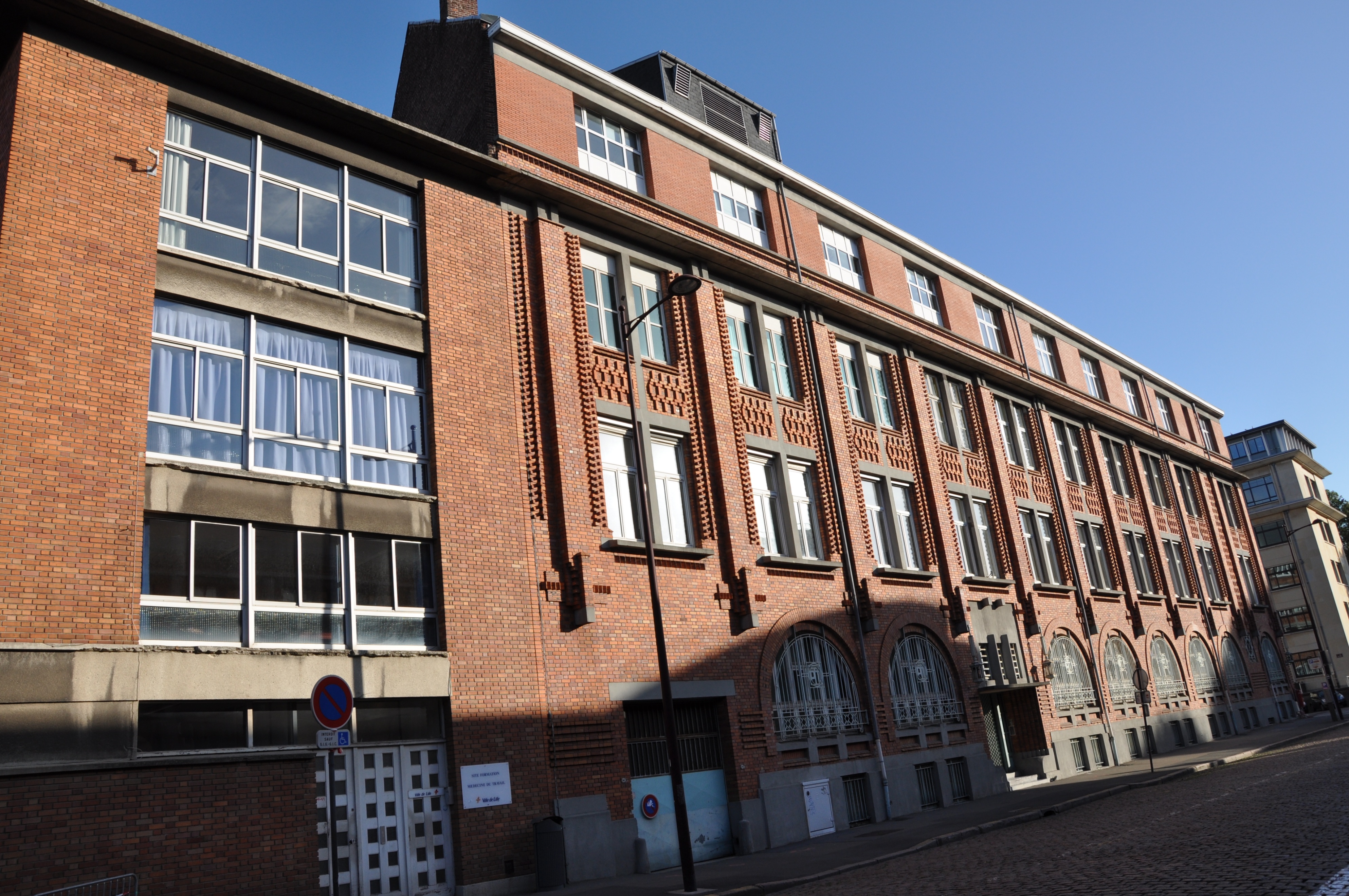 里尔卢浮宫,戴高乐里尔