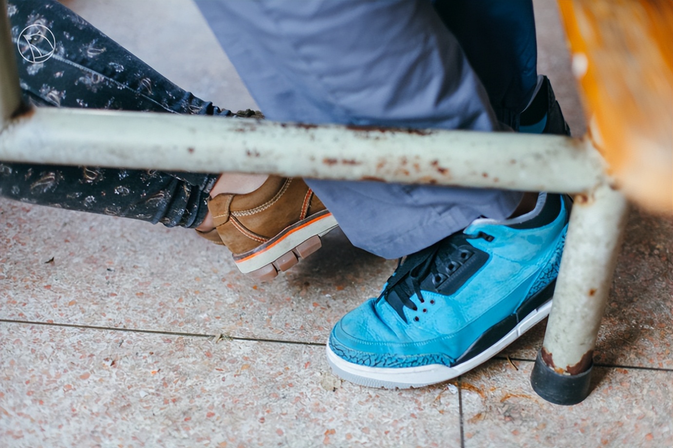 这个校园“*拍偷**狂魔”,拍下了95后的绝版青春