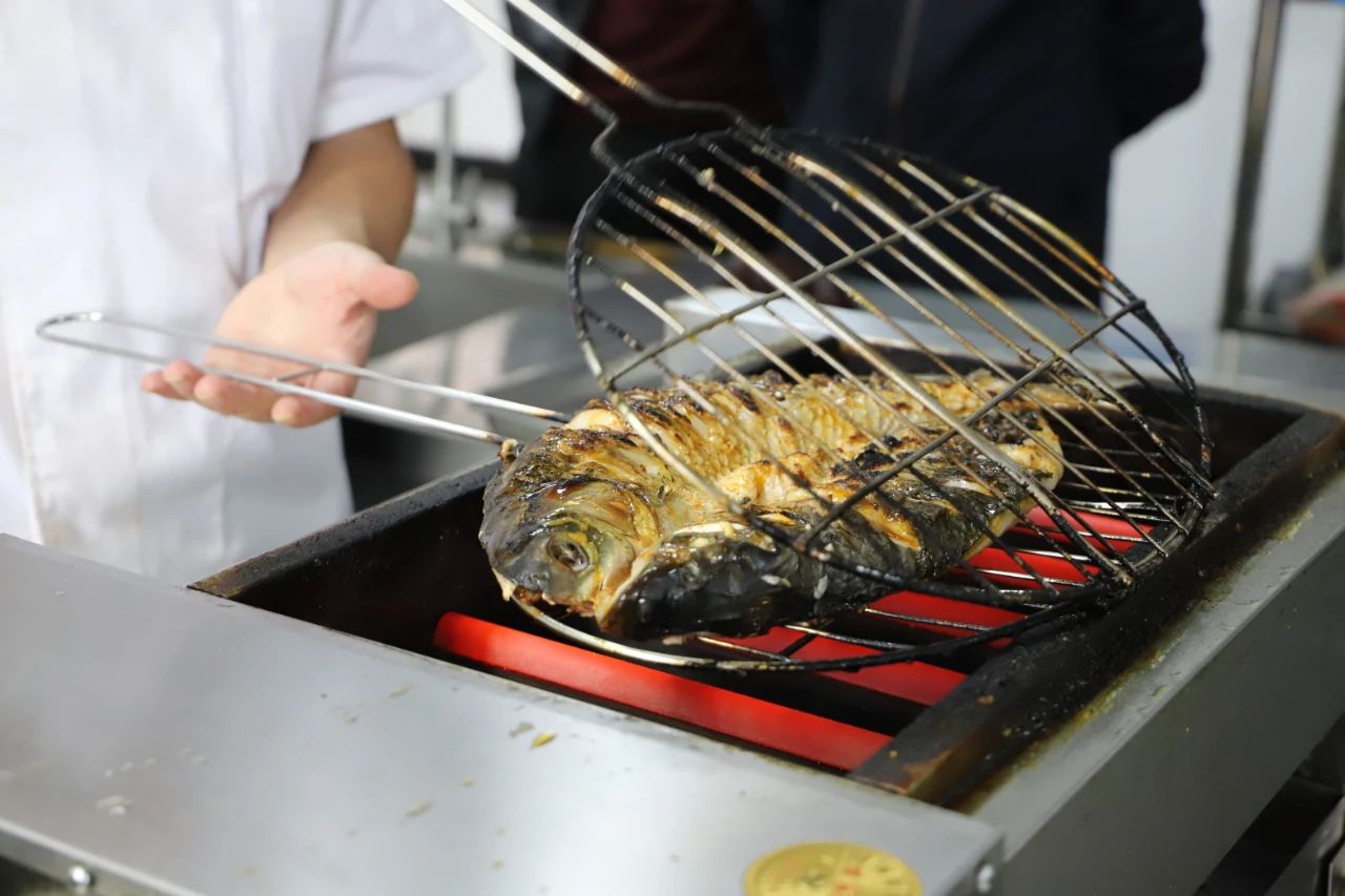 关于万州烤鱼讲解视频教程,正宗万州烤鱼绝密配方视频大全