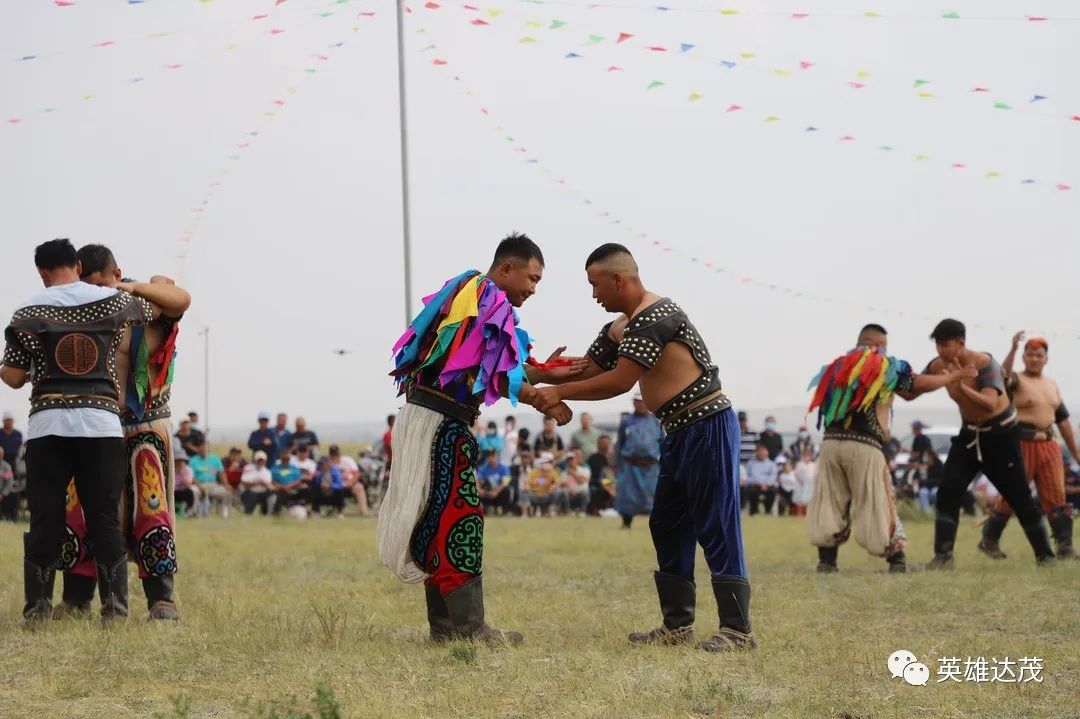 正镶白旗射箭比赛那达慕,达茂旗那达慕开幕式完整版