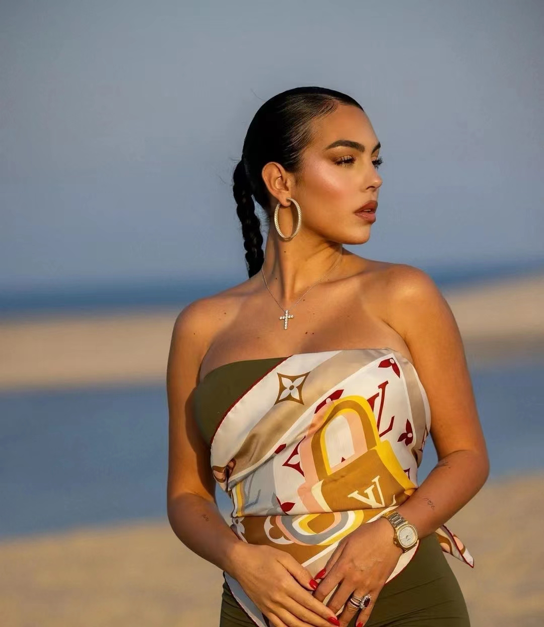 阿根廷夺冠后梅西和姆巴佩,c罗支持阿根廷夺冠姆巴佩