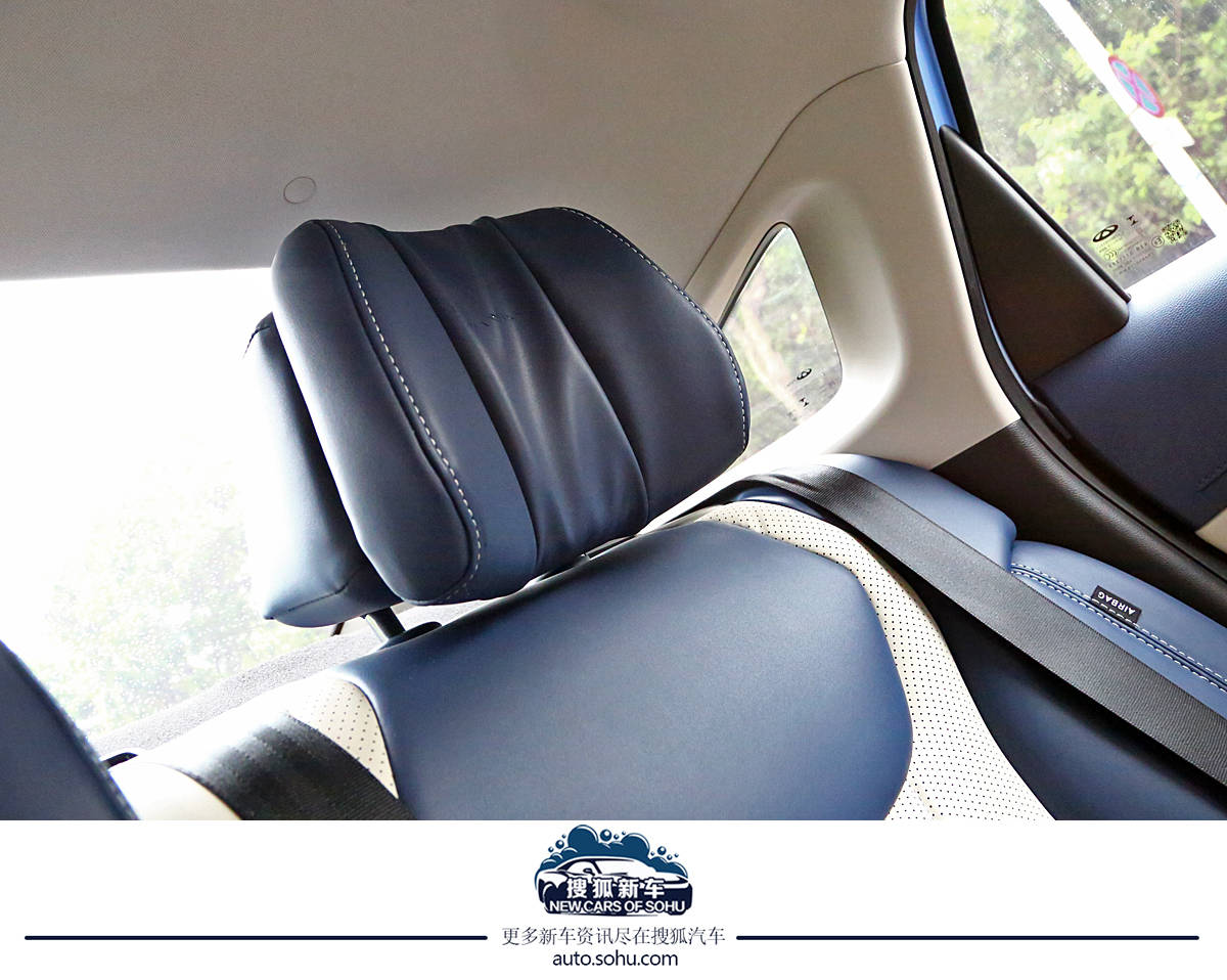 奇瑞艾瑞泽8对比长安uni-v,奇瑞艾瑞泽82.0t试驾